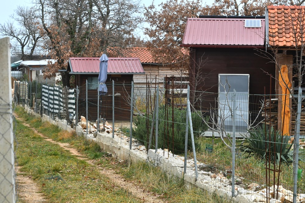Akcija protiv bespravne gradnje (snimio Milivoj MIJOŠEK)